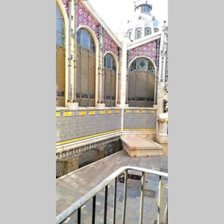 Precioso Apartamento Frente Del Mercado Central Valenza Esterno foto